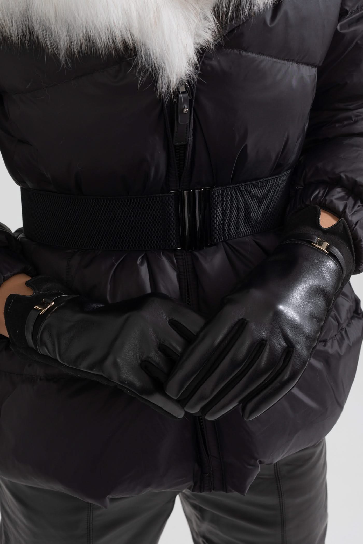 Altın Tokalı Vegan Deri ve Süet Eldiven – Siyah